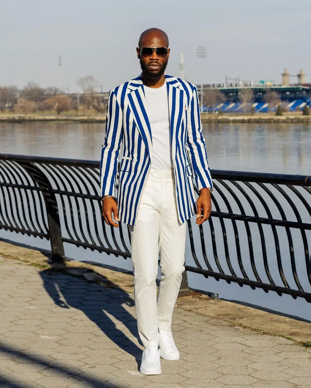 Tuxedos de mariage à rayures pour hommes, 2 pièces, Blazer et pantalon blanc à rayures bleues sur mesure, costume décontracté pour marié