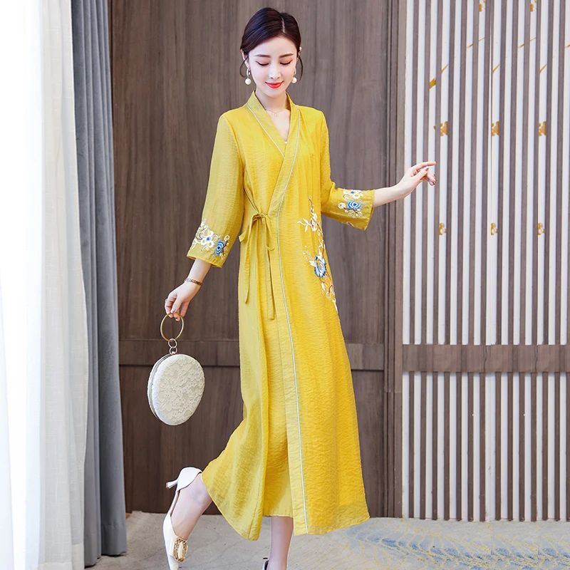 Summer Chinese dress Cheongsam Ao dai Vietnam Women elegant dress embroidered Long gown Asia costume