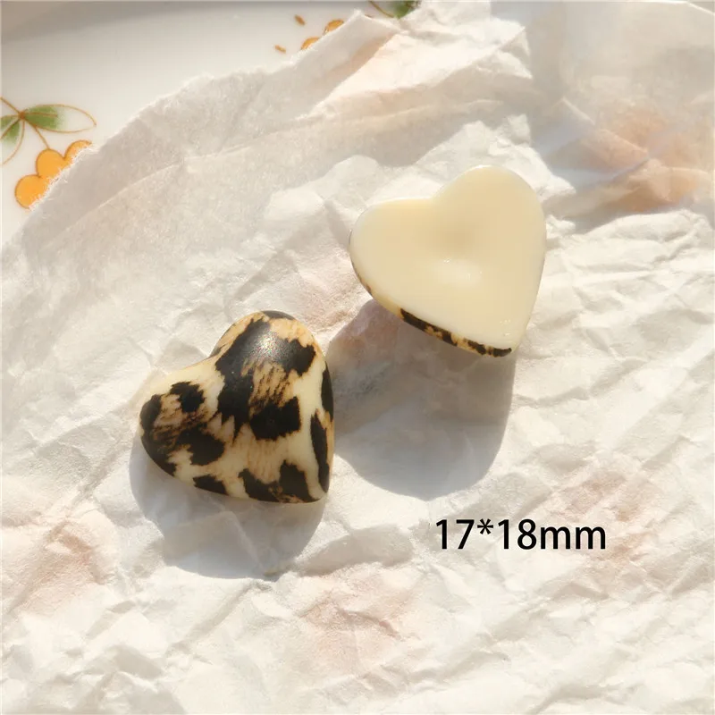 2021 New style 50pcs/lot Leopard pattern print cartoon heart/oval/round shape resin flatback beads diy jewelry earring accessory