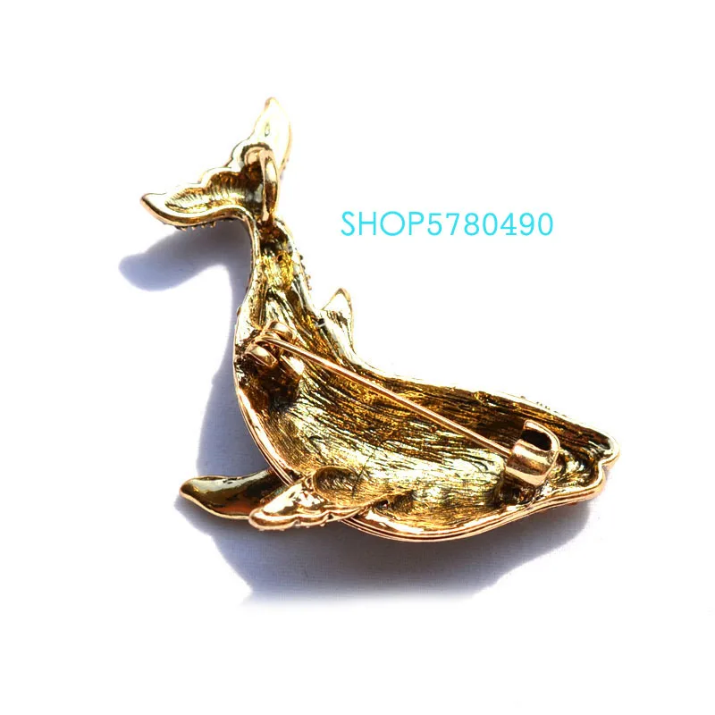 Fashion Jewelry New Whale Breast Pin Cute Brooch for Women Gold Color Rhinestone Ocean Style Brooch Pin Coat Garments Lady Gifts