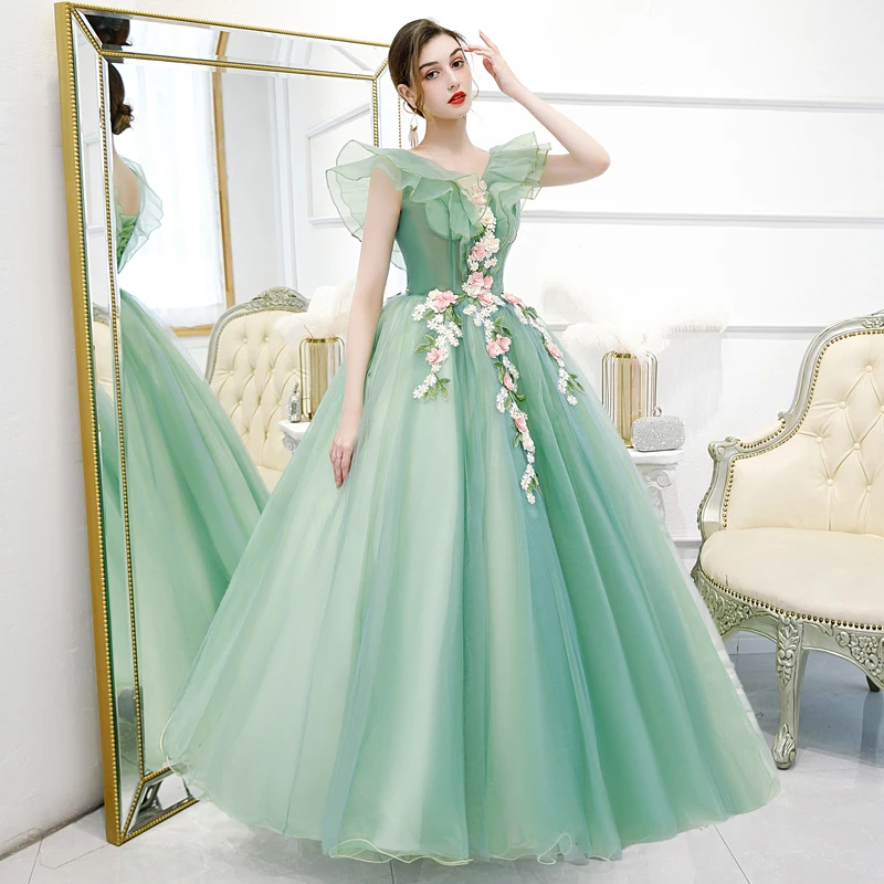 Quinceanera Dress 2024 New Elegant V-neck Party Prom Ball Gown Sweet Flower Vintage Quinceanera Dresses Plus Size Customized