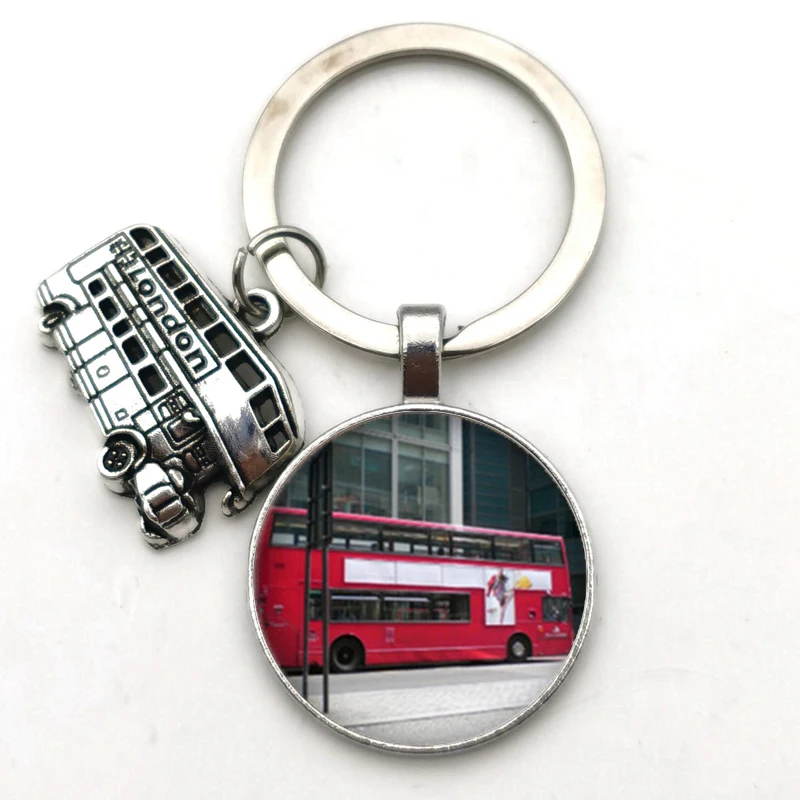 The New 2020 Vintage London Bus Keychain Bronze Bus Pattern Glass Convex Round Keychain London souvenirs DIY Jewelry Gift