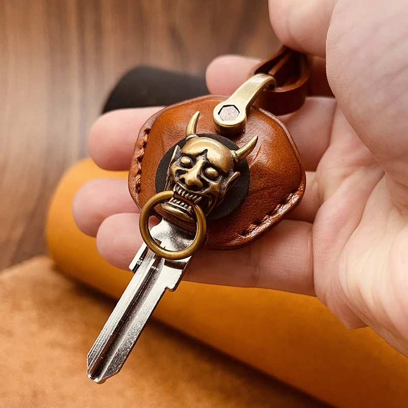 Leather Key Case Cover Keychains For Triumph Bonneville T100 Motorcycle Key Ring