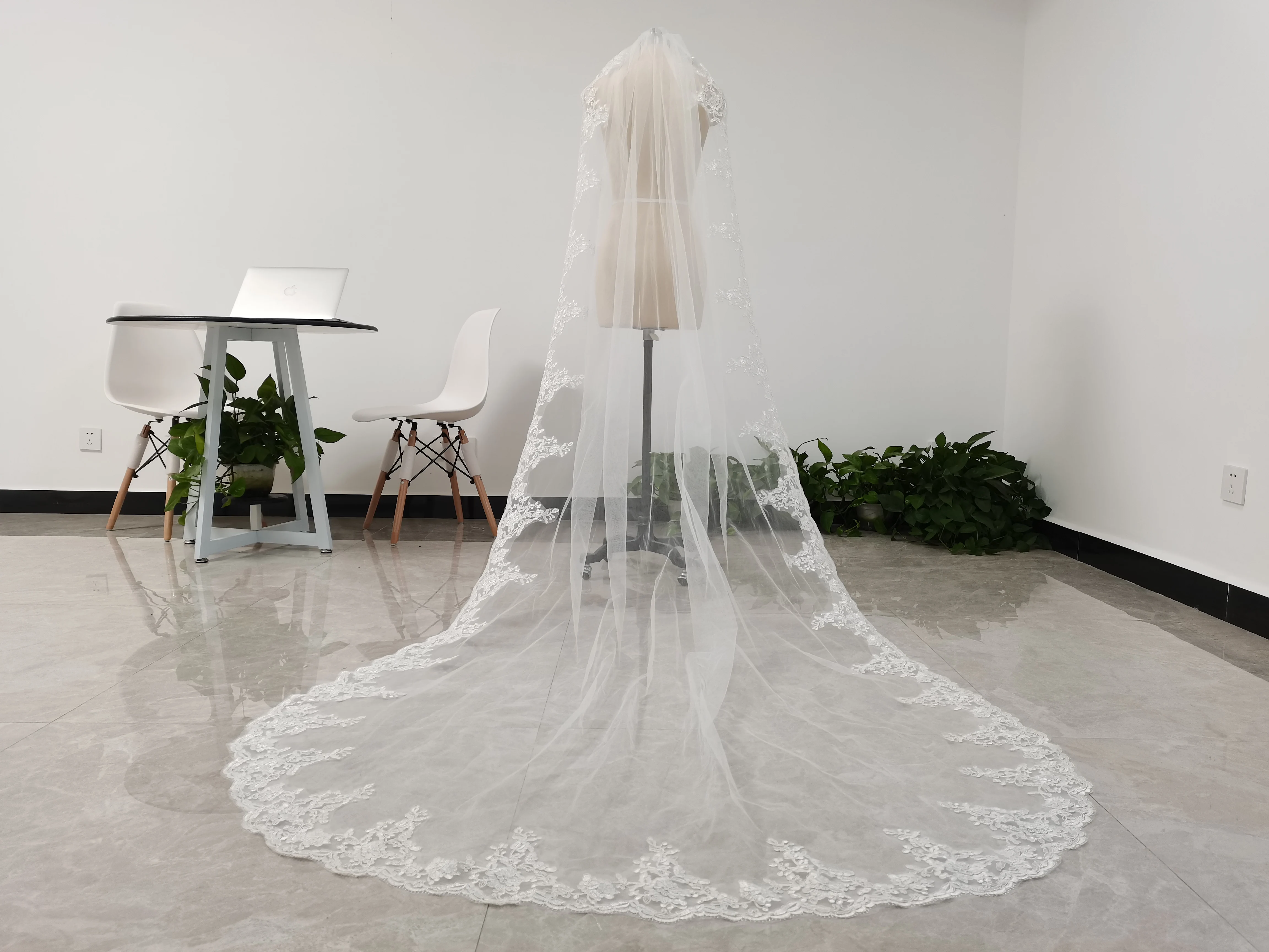 One layer lace cathedral wedding veil full edge lace veil white/ivory bridal veil