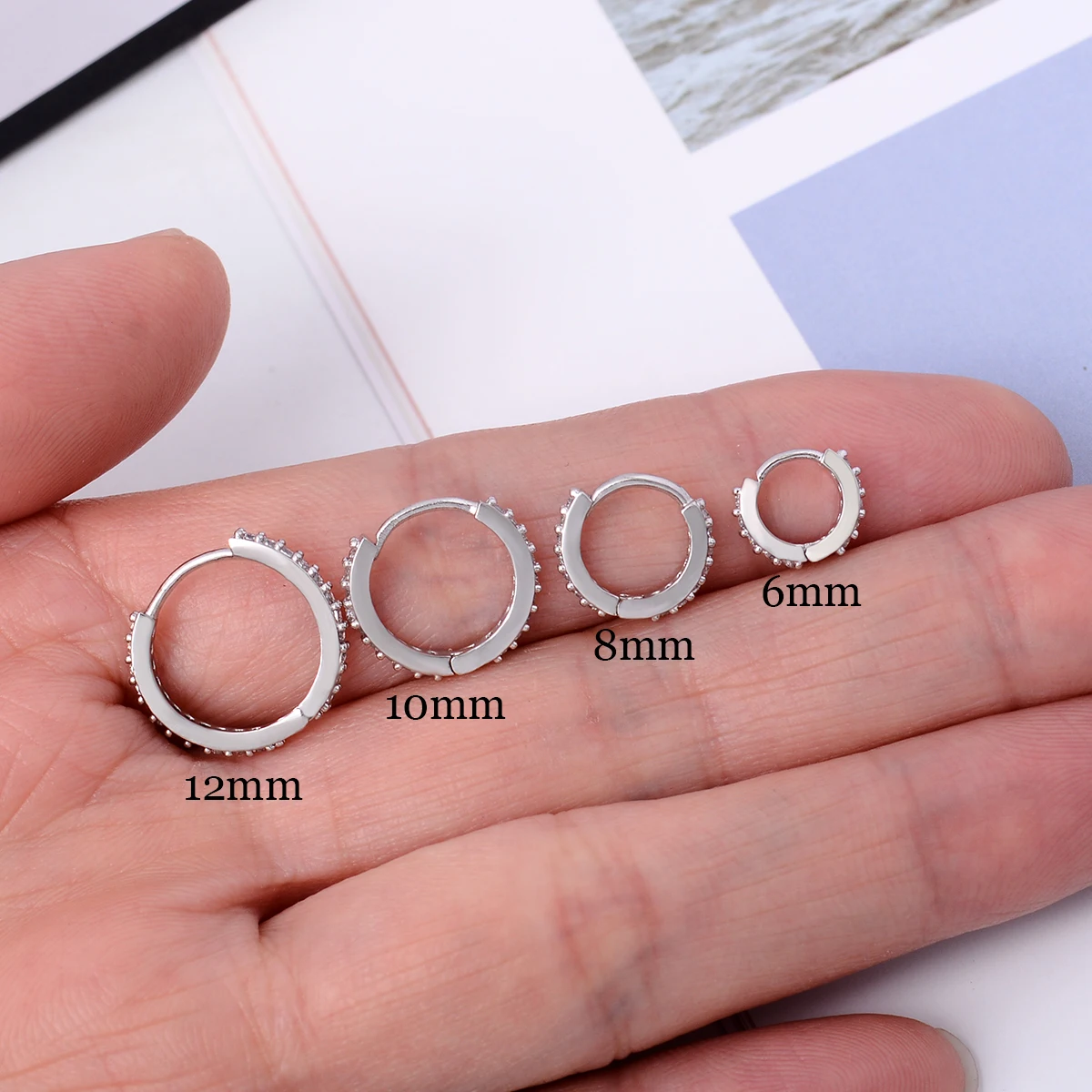 Rainbow CZ Huggies Hoop Earrings Girl Tiny Rings Cartilage Small Helix Piercing Tragus Conch Earlobe Circle Men Hoops Arete