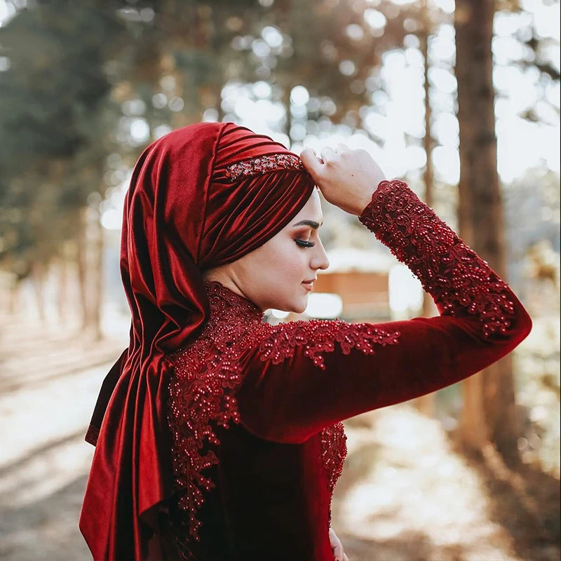 Robe de soirée à col haut en dentelle perlée, caftan, velours africain, arabe, robe de bal musulmane, couleur bordeaux