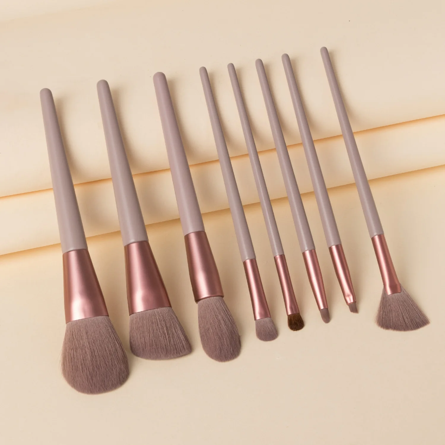 8Pcs/set Make Up Tool Makeup Brushes Set Cosmetic Powder Foundation Blush Highlight Eyebrow Brush Kit Horse Hair Eyeshadow Brush