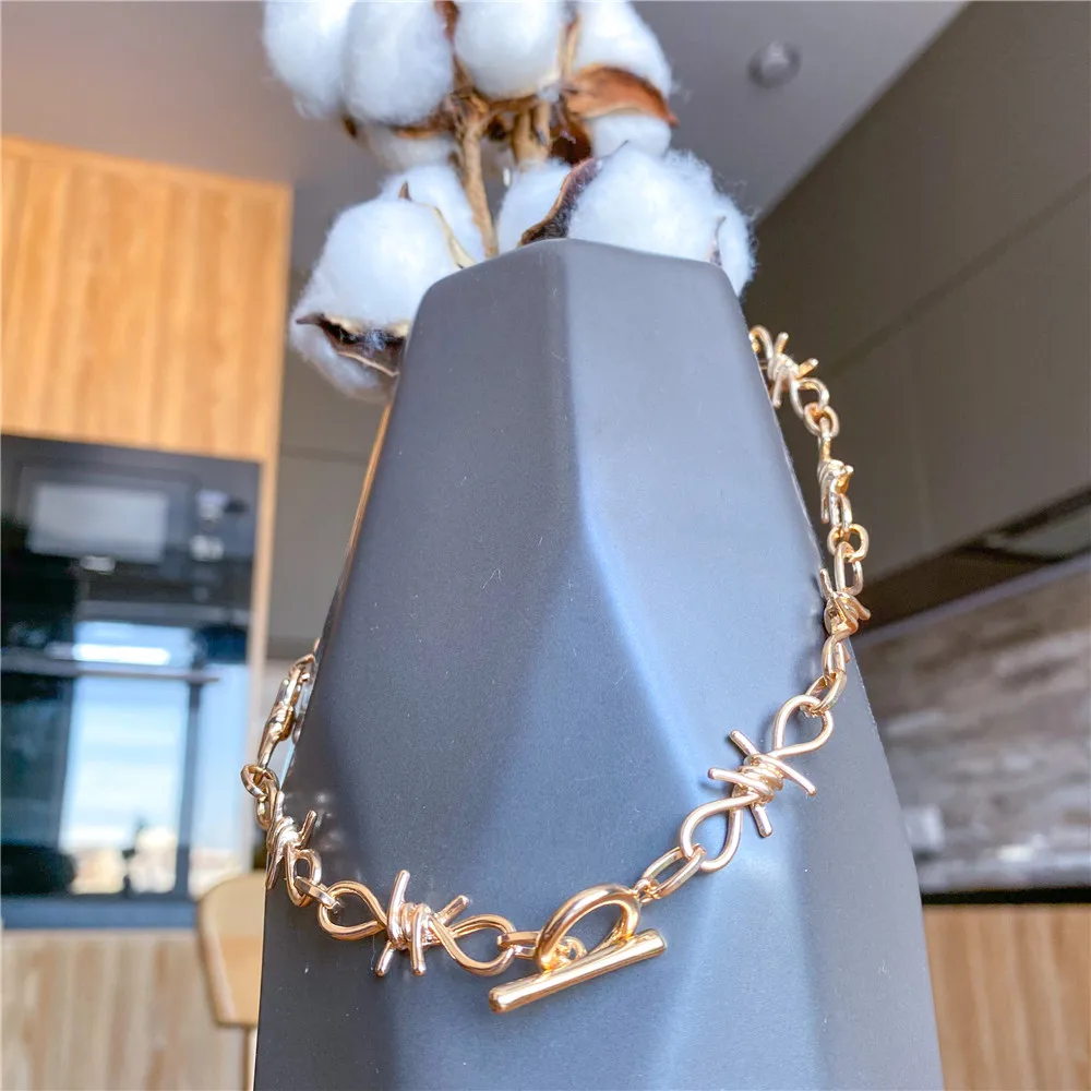 New Trendy Gold Color Plating Chunky Gothic Special Barb Wire Buckle Necklace For Women Girl Chunky Chic Punk Jewelry Accessory