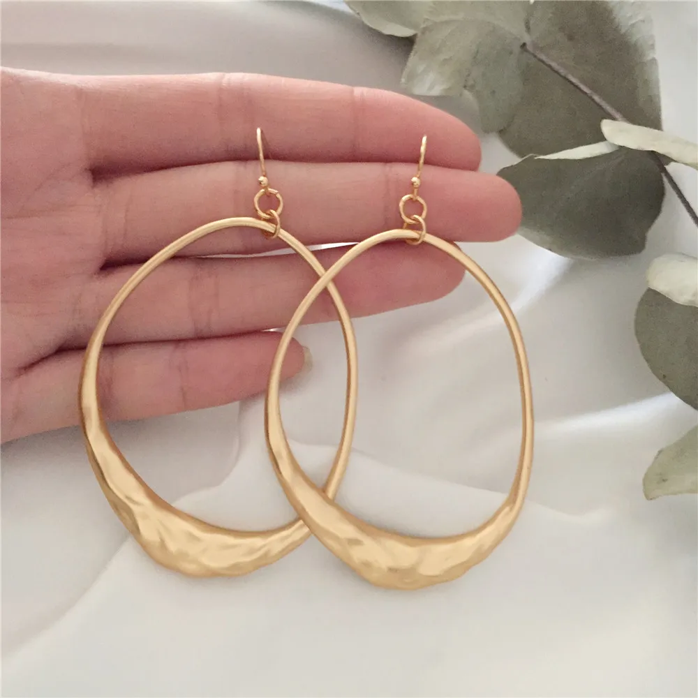 Fashion Loop Drop Earrings For Women Long Wave Dangle Earrings High Quality Statement Wedding Jewelry Wholesale