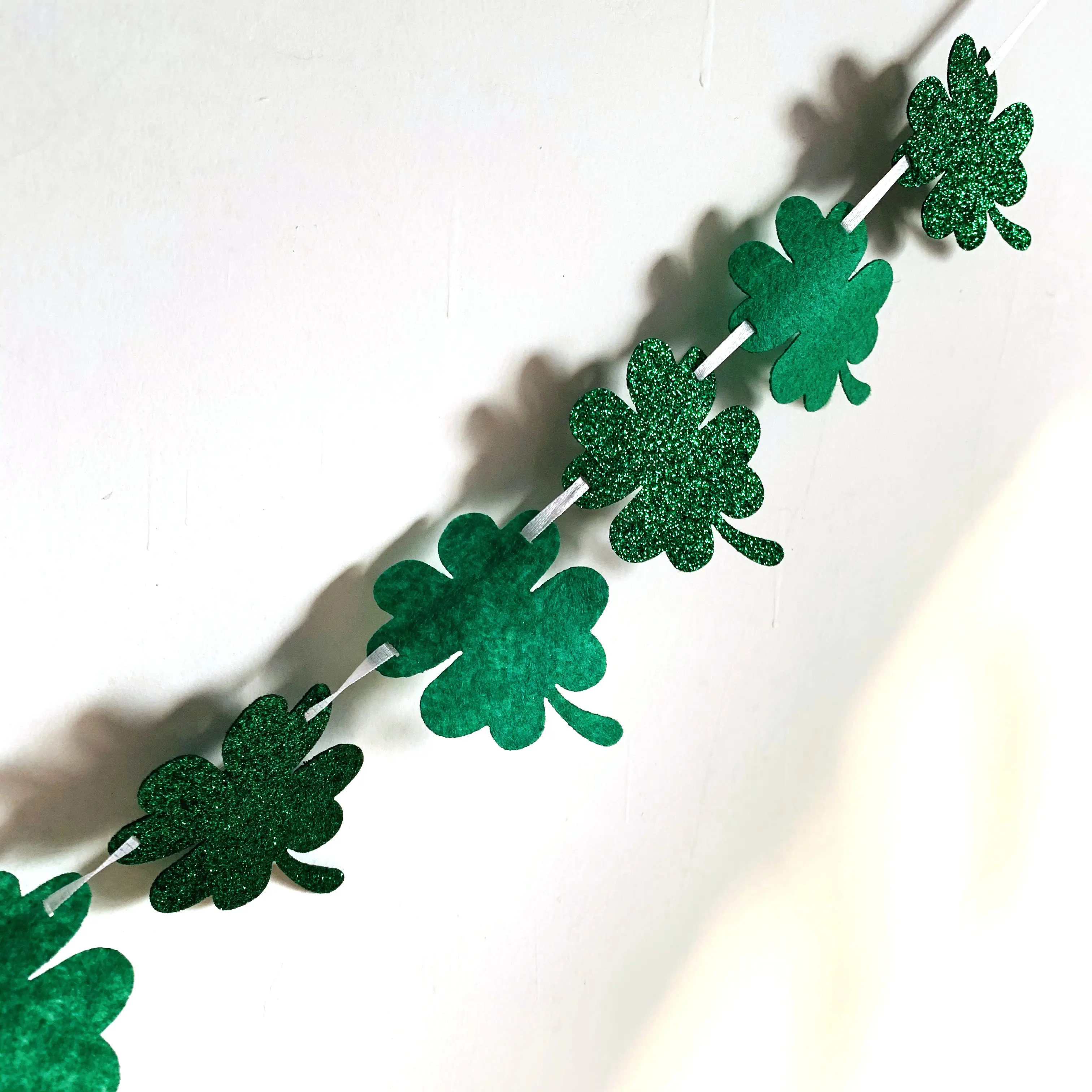 Glitter Fabric Banner for Children, Saint Patrick's Day Party Decoration, Home Supplies, Ireland Clover Decor, Birthday, Kids