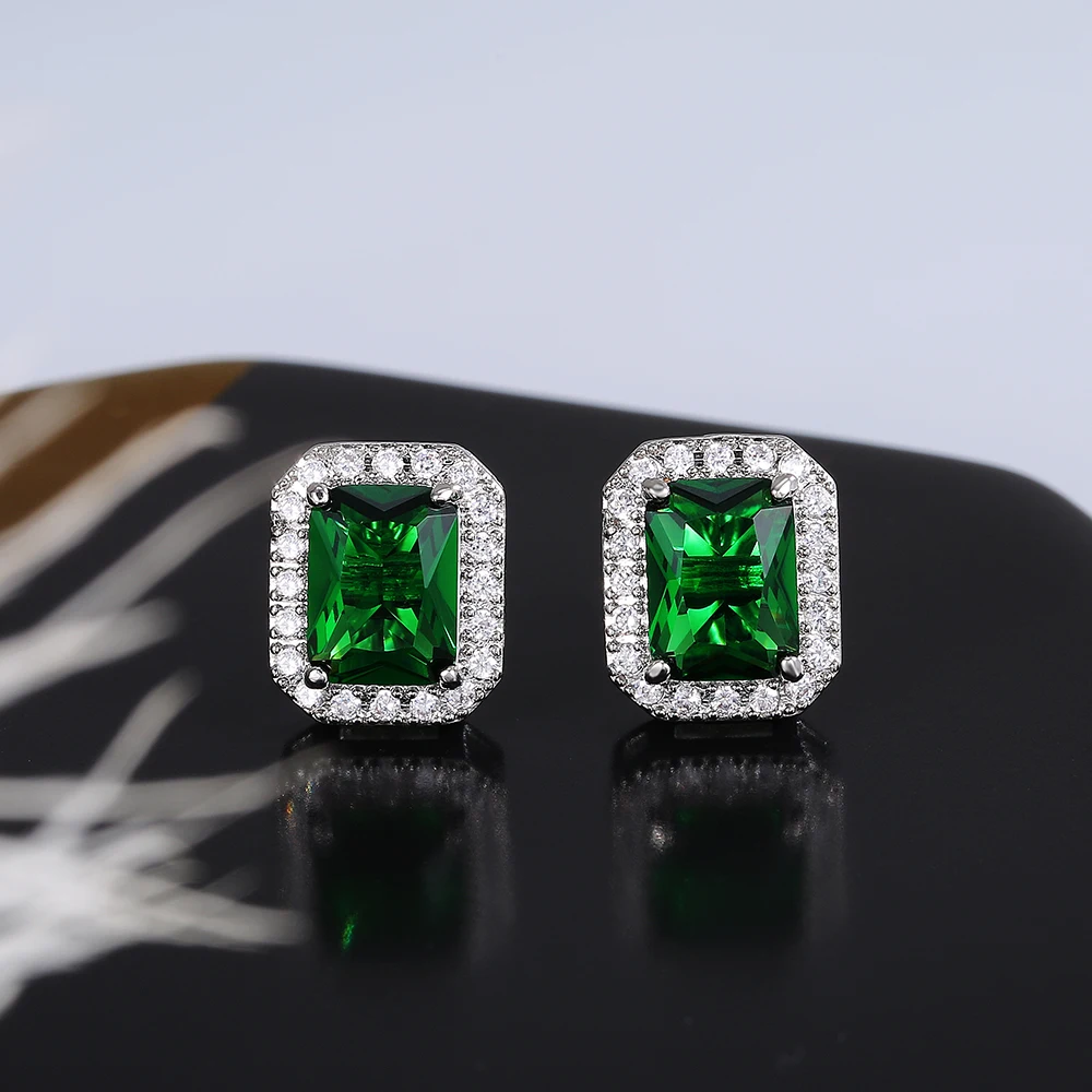 Huitan Ohrstecker mit rechteckigem/quadratischem grünem kubischem Zirkon für Damen, elegante Party-Accessoires, Jahrestagsgeschenk, zeitlose Damen-Ohrringe – Detail 6
