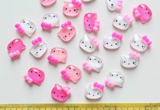 150 ชิ้น หัวก้อนกลมกิ๊บกั๊บ ลายแมว Kitty Kitten สีสันหลากหลาย สำหรับงานฝีมือ DIY ตกแต่งมือถือ หน้ากาก หรือเครื่องประดับผม