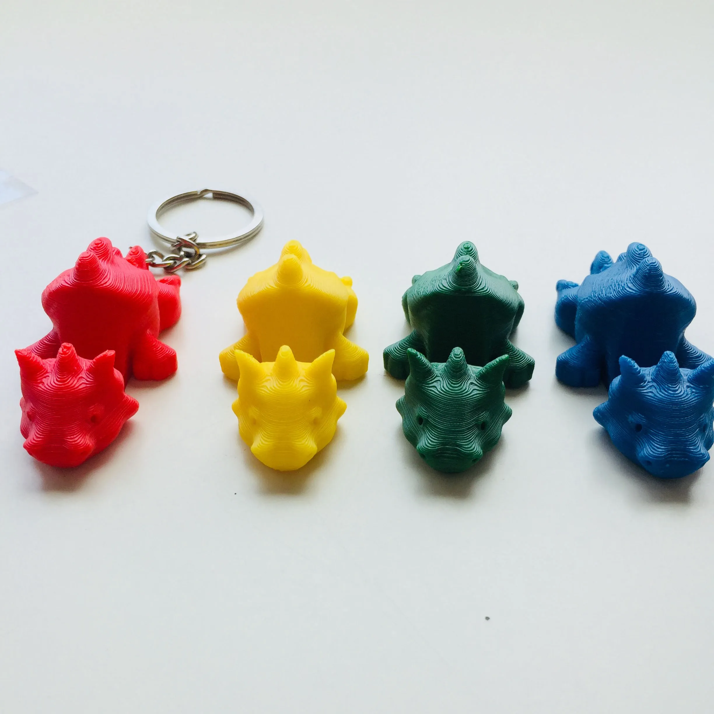 Dragon Keychain and Cute Desktop Smartphone Stand Cell Phone Holder 3D Printed Toy for All