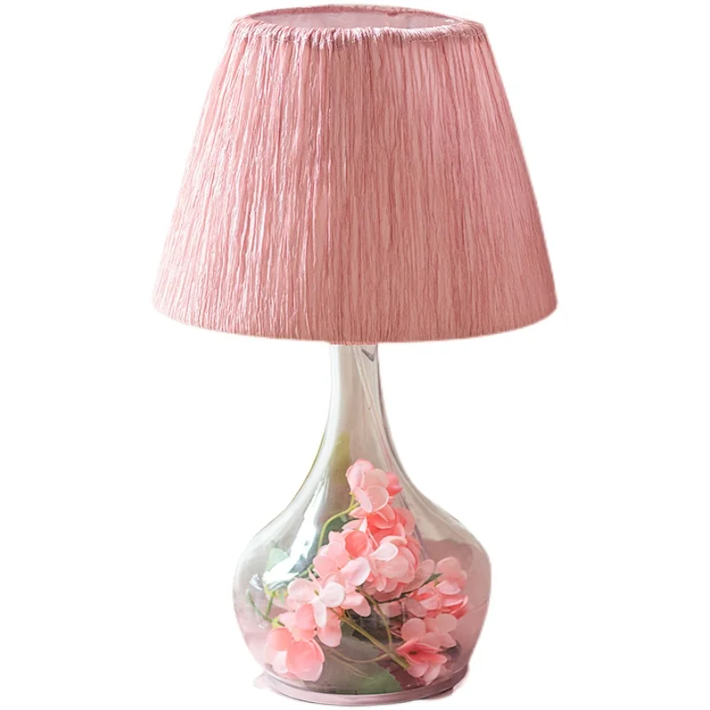 Nordic pastoral creative girl Princess wedding room glass desk lamp bedroom ins girl heart pink bedside lamp