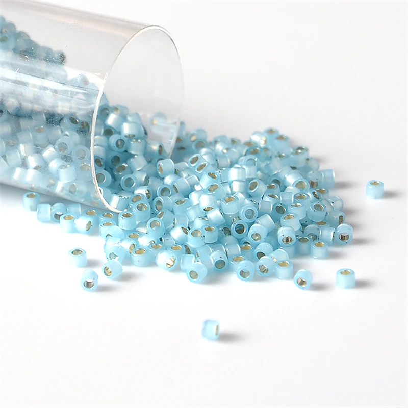 2000 stücke 11/0 Japan Miyuki Delica Seed Perlen Opal Farben Glas Seed Bead Für Hand Stickerei 1,6x1,3mm moderne Stil 10g 1 rohr – Detail 1