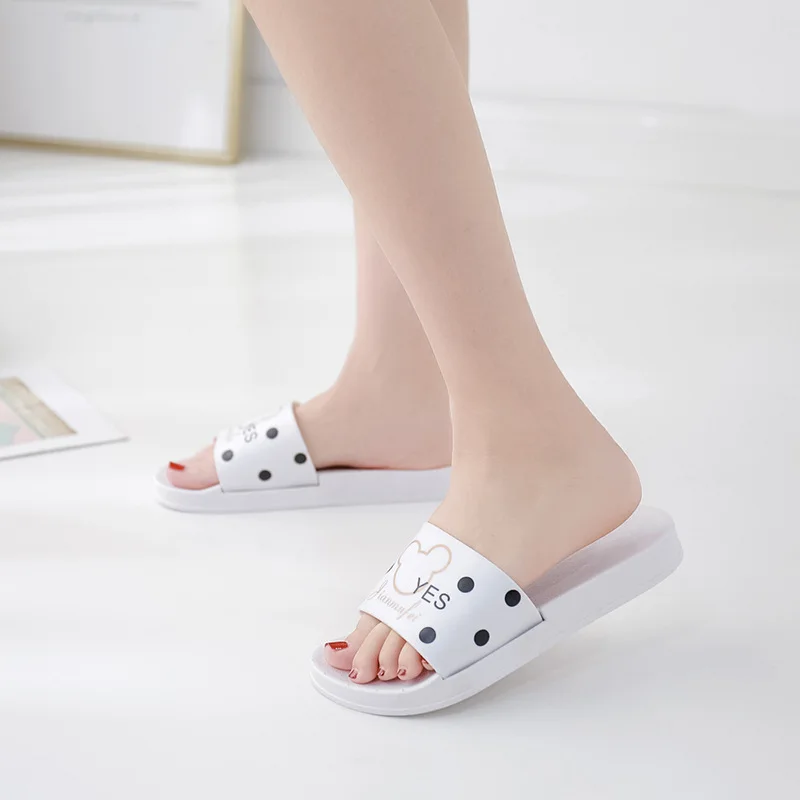 2024 New Home Slippers Ladies Cartoon Mouse Korean Style Non-slip Indoor Thick Bottom Bathroom Cute Ladies Slippers Home