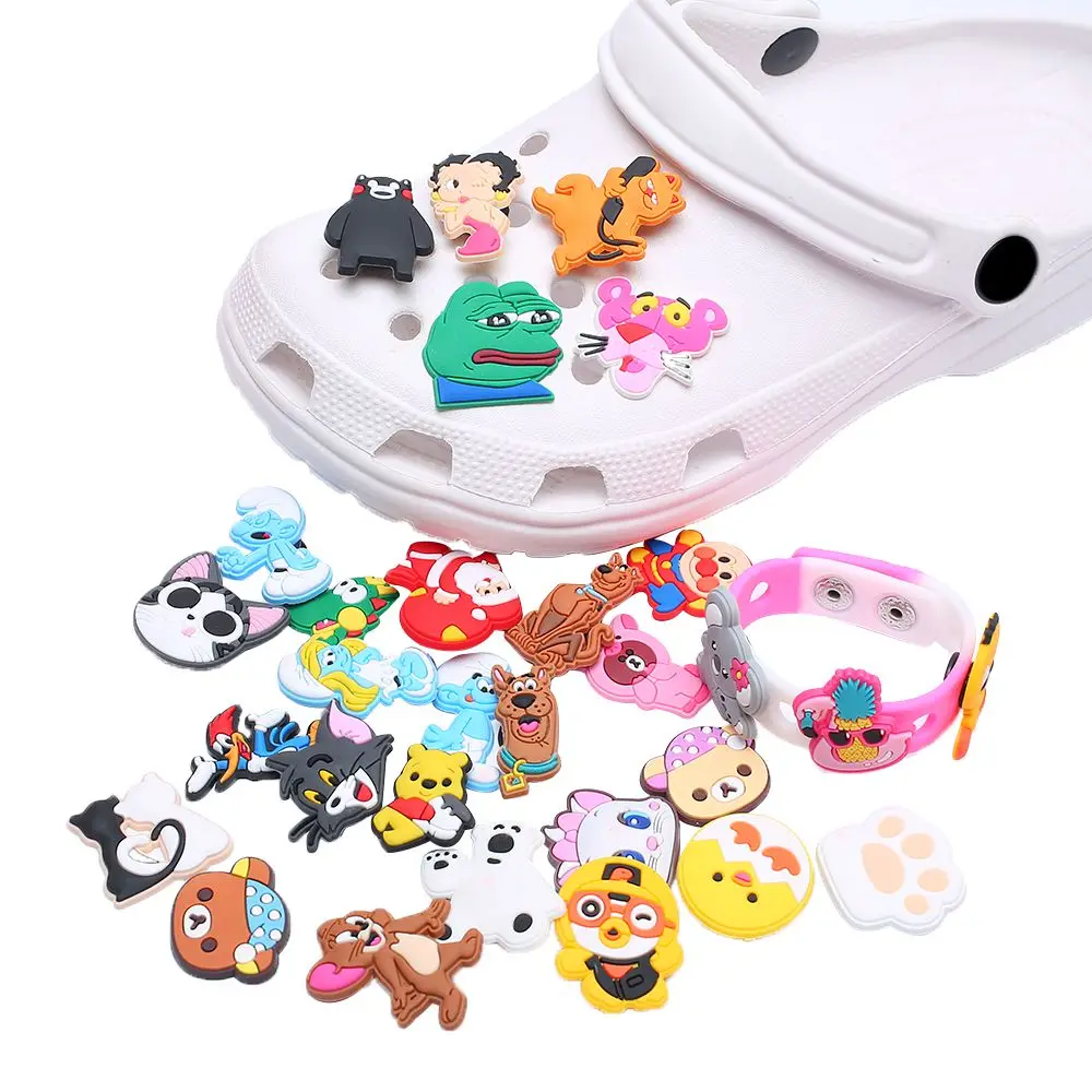 Novelty Single Sale 1pc PVC Game Shoe Charms Shoe Accessories Shoe Decoration for  Wristbands Kids Party Xmas Hot Sale