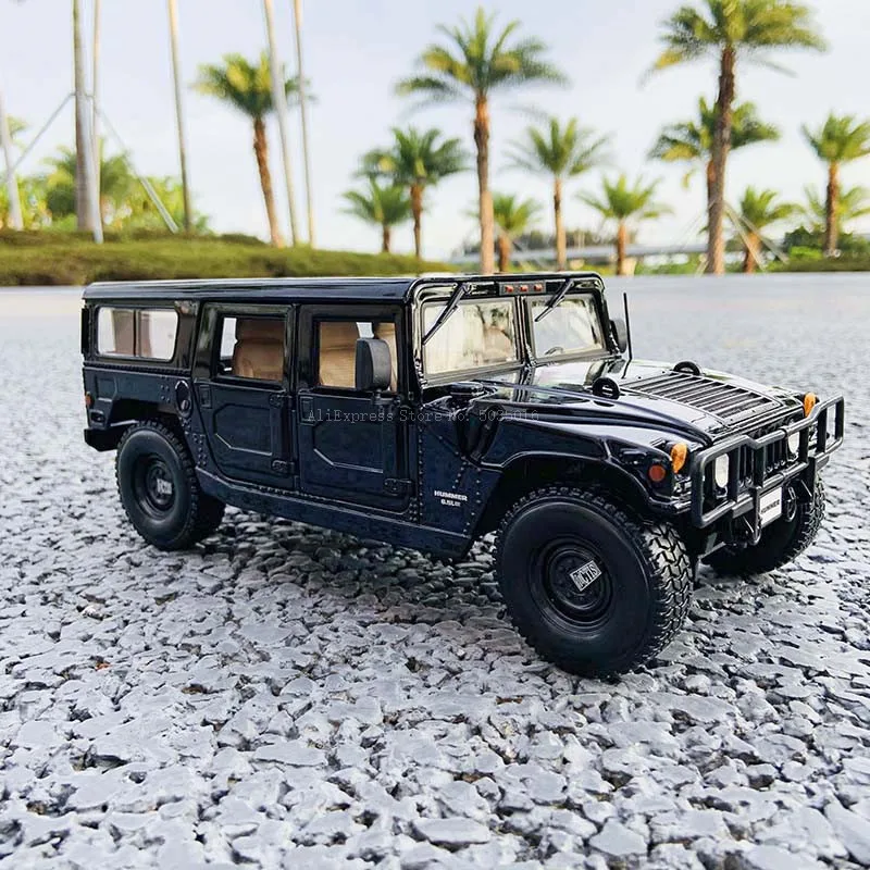 Maisto 1:18 Hummer H1 static simulation die-casting alloy model car toy collection gift off-road SUV alloy car model