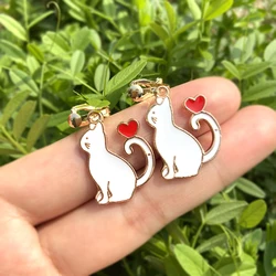 White kitten Earrings No Hole Ear Clips Lovely cat love Clip On Earring Without Piercing Minimalist Earrings Jewelry CE509