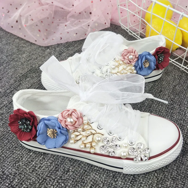 Spring Summer Korean 3D Flower Black and White Shoe Students' Low Top Canvas Shoes Lady Sports Shoes Women Sneakers