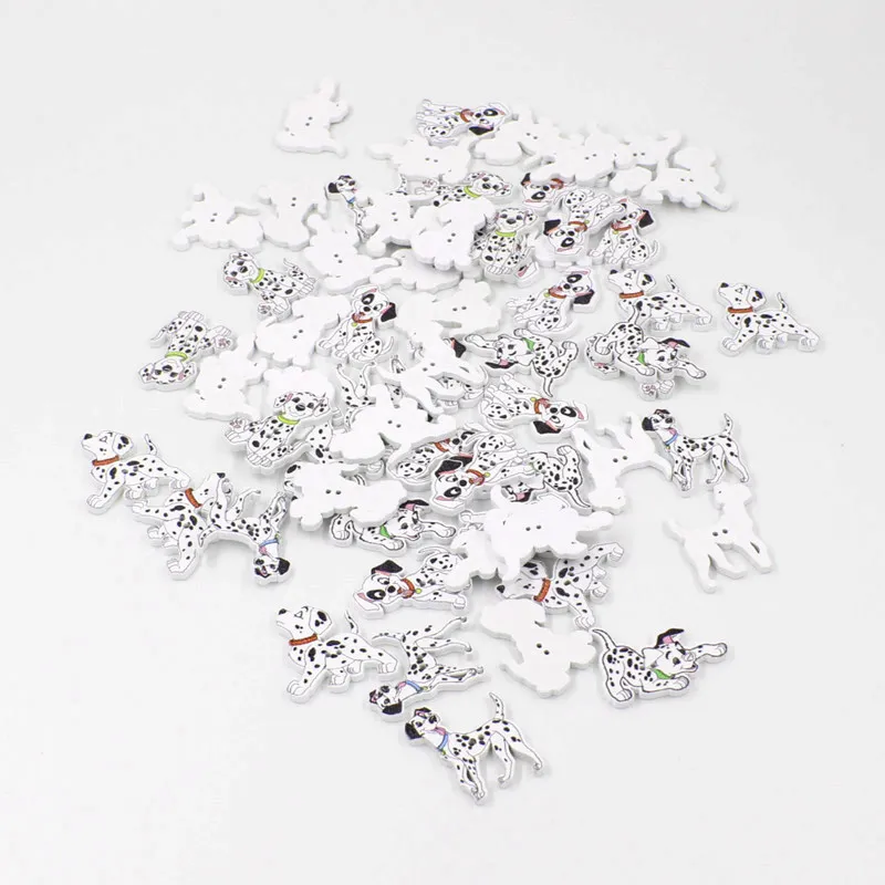 50pcs / pack random mixed dalmatian 2 hole wooden button sewing craft scrapbook DIY cute spot dog accessories