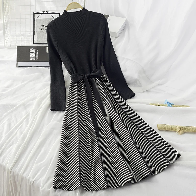 Autumn Winter Women Pleated Hem Striped Printed Sweater Dress Elegant Female A-Line Dresses Soft Rib Knitted Dresses With Belt