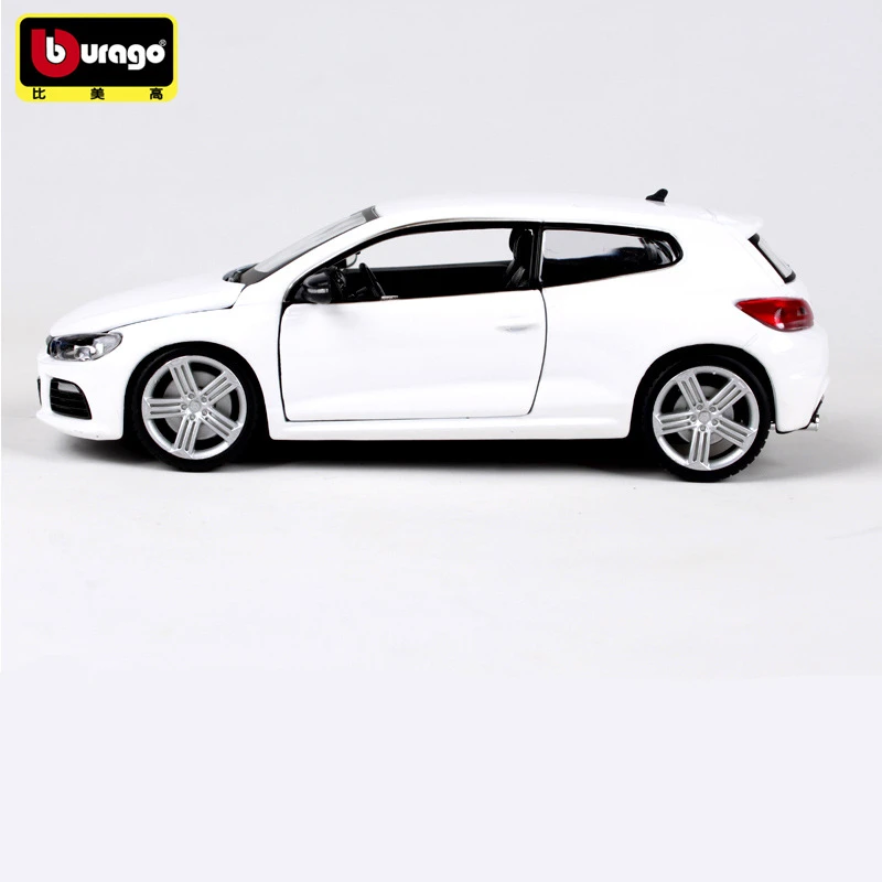 Bburago 1:24 Scale VW Scirocco R alloy racing car Alloy Luxury Vehicle Diecast Cars Model Toy Collection Gift