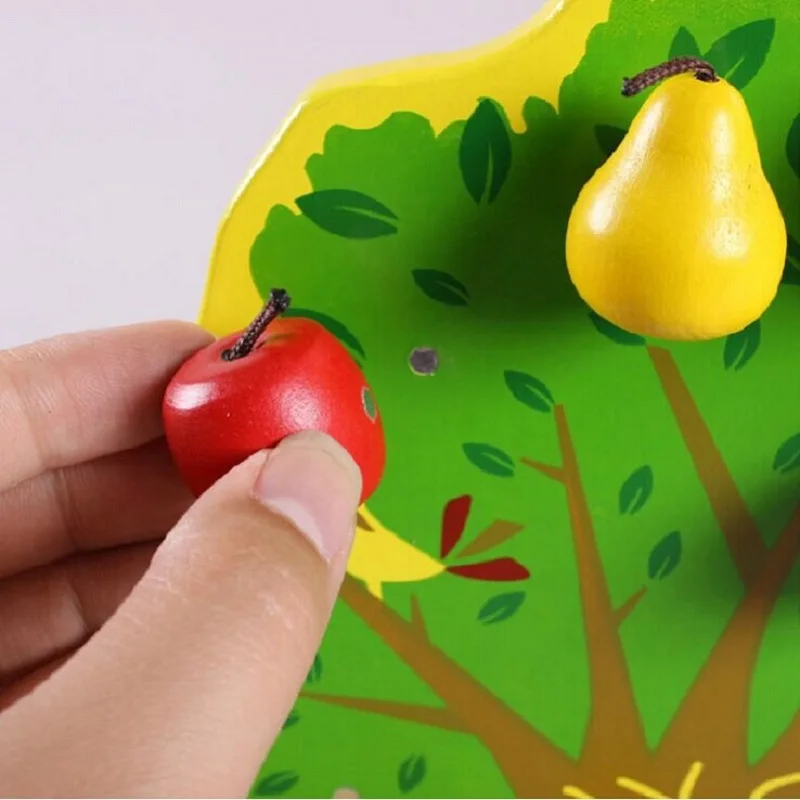 Giocattoli educativi Montessori in legno giocattoli magnetici per albero di pera di mele per regalo di compleanno per bambini