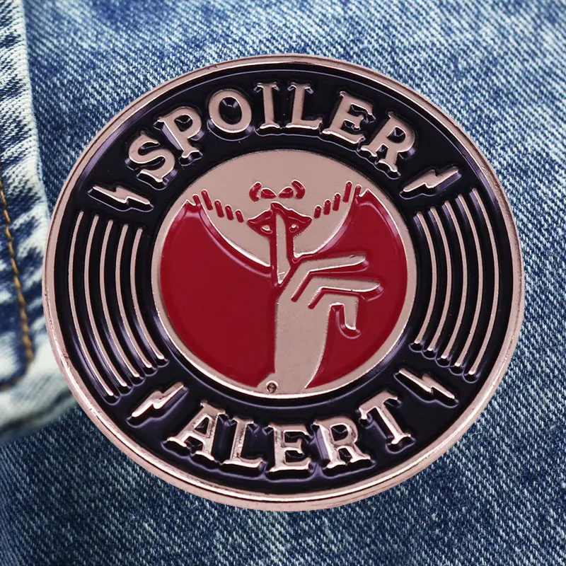 Retro Poster Inspired Spoiler Warning Brooch Originality Lapel Badge Denim Jacket Backpack Pin Given Friends And Fans Gifts