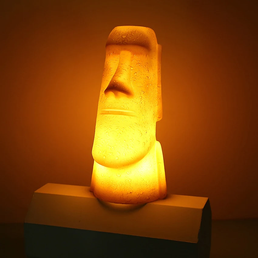 Resin Easter Island Moai Ornament Night Light, Battery Powered, Warm Yellow Light, Easter Island Statue Bedside Light Decoration