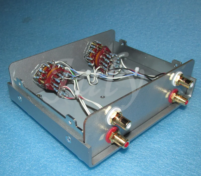 

2-pole 10-step switch 81-step volume potentiometer finished machine stereo two-channel error less than 1%