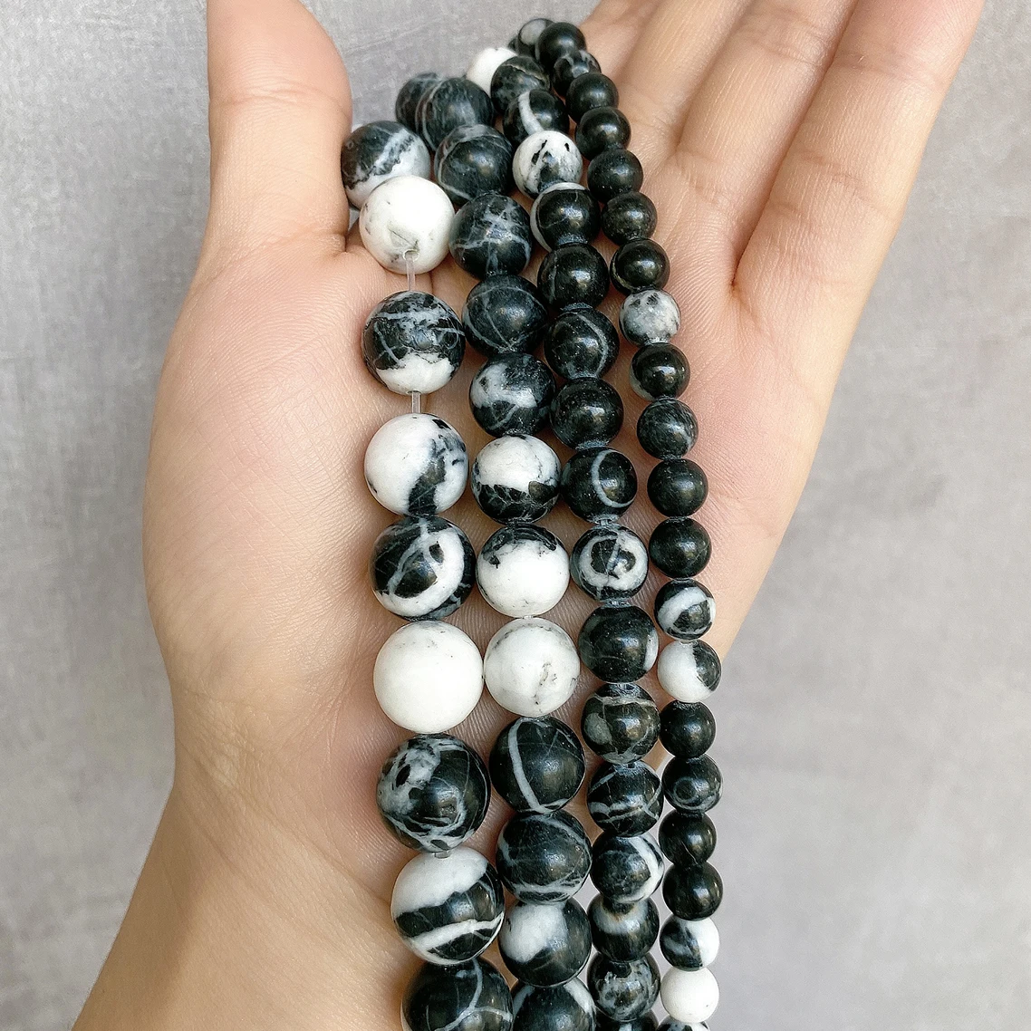 High Quality Natural Black And White Marble 4/6/8/10/12MM Round Loose Beads Unique Texture Is Suitable For Making Unique Jewelry