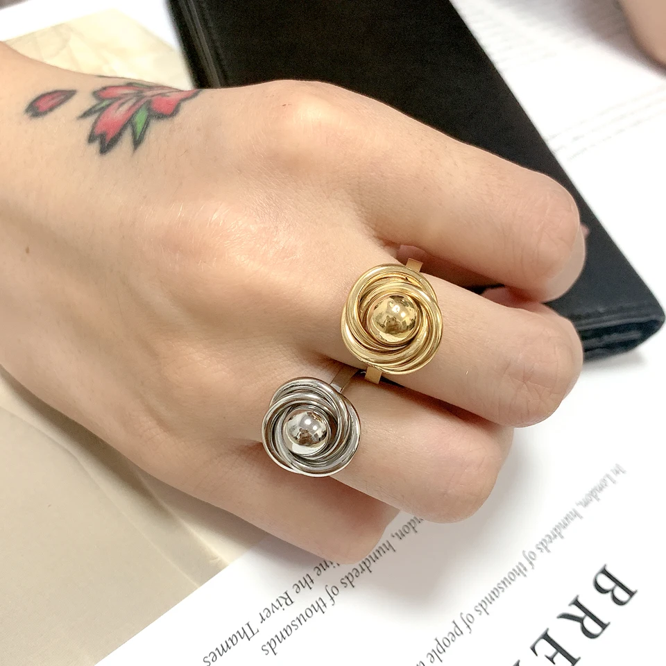 New Fashion Stainless Steel 18 K Round Bead Flower Rings Korean 3 Circle Round Gold Color Rings Party Gift Jewelry Anillos Mujer