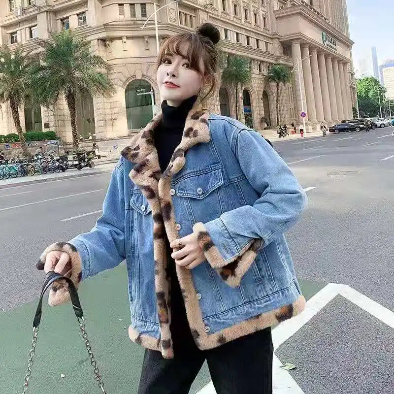 

Both Sides Wear Denim Jacket 2021 Winter Fashion Thick Warm Leopard Velvet Jean Coat Korean Women Loose Outerwear