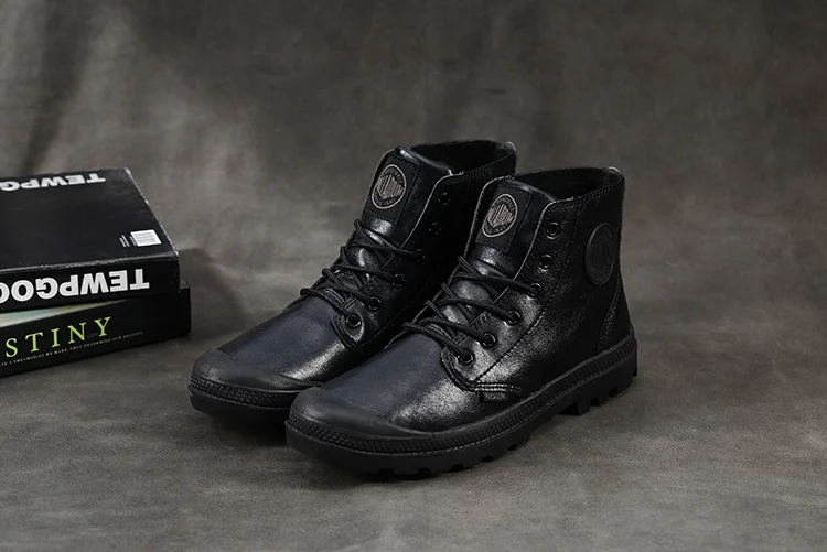 New PALLADIUM Classic All Black Men Women Leather High Upper Boots For Female Slip-Resistant Bottom Casual Walking Shoes 35-45