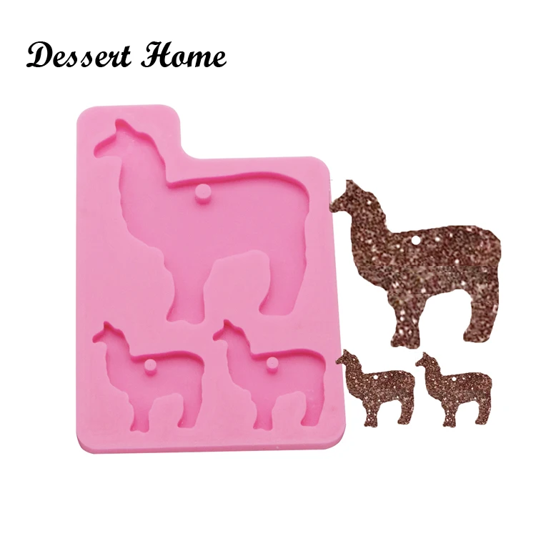 DY0074 DIY Alpaca family epoxy resin molds Sheep mother/baby silicone mold for keychains Jewelry Making Accessories Tools