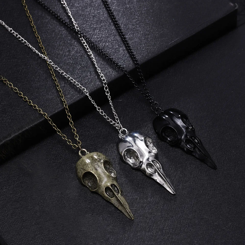 Hot Selling Fashion Novelty Stereo Crow Head Skull Pendant Necklace Chains Christmas Present Punk Gothic Jewelry Wholesale