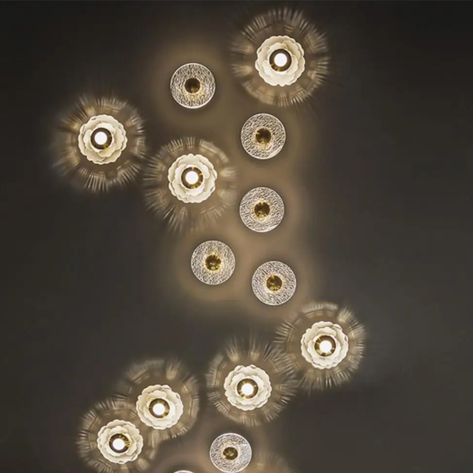 

Gold Round Acrylic Flower LED Wall Lamp Modern Style Art Bedroom Bedside Creative Living Room Stairs Bar Personality Wall Lamp