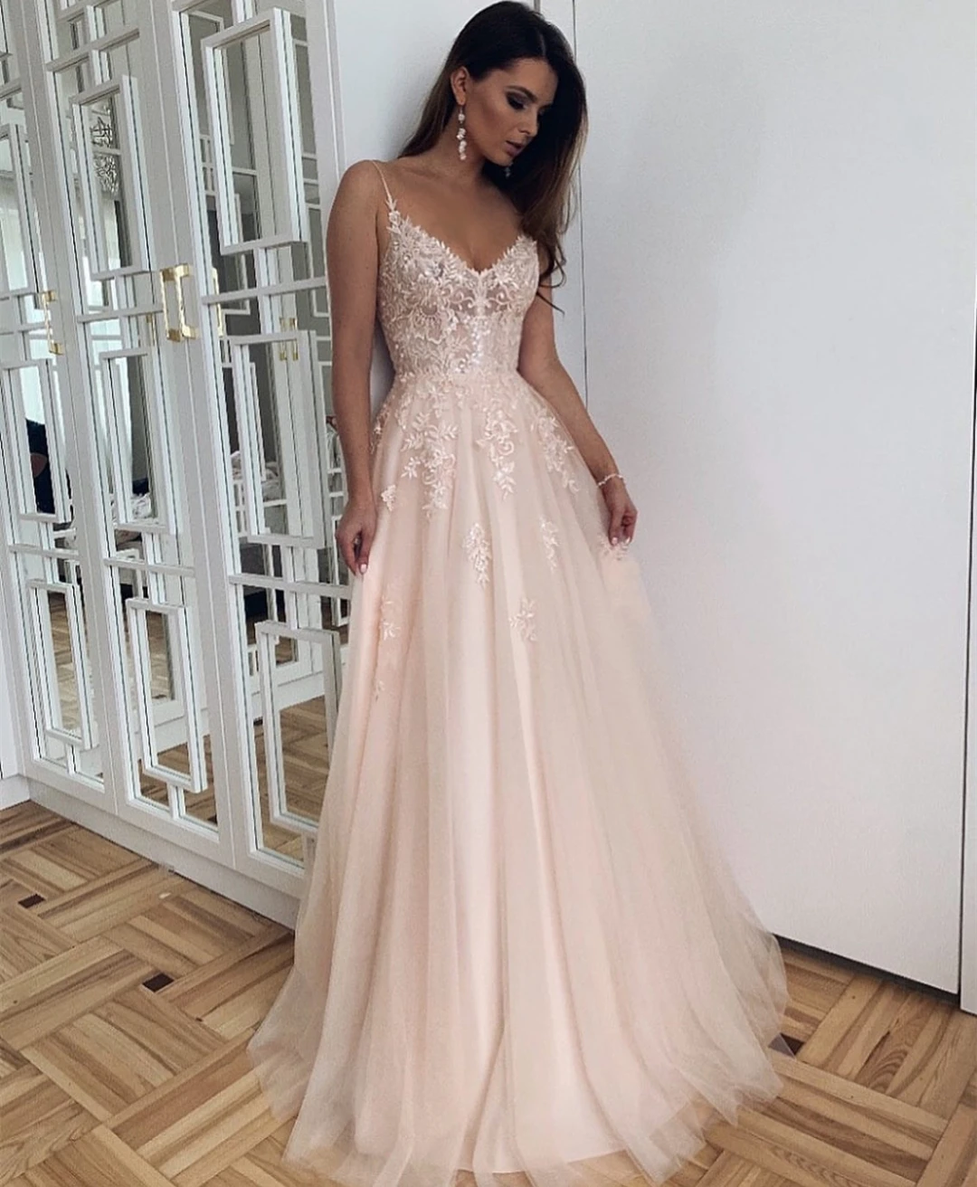 Praia fada rosa vestido de casamento querida até o chão rendas apliques sem mangas robe de mariee elegante princesa alta quali