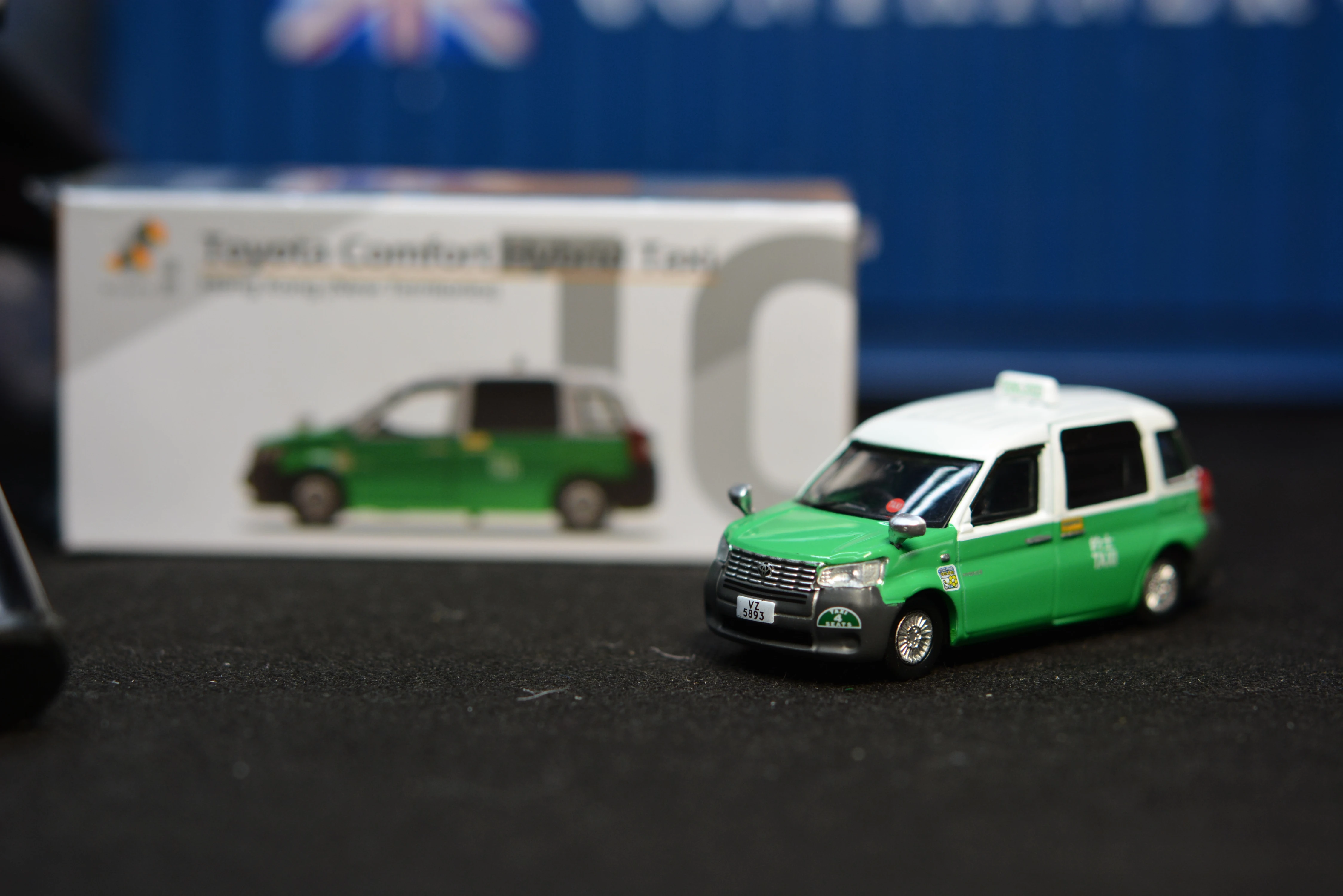 

Tiny 1/64 Comfort Hybrid Taxi Hong Kong (New Territories) ATC64782 Die Cast Model Car Collection Limited