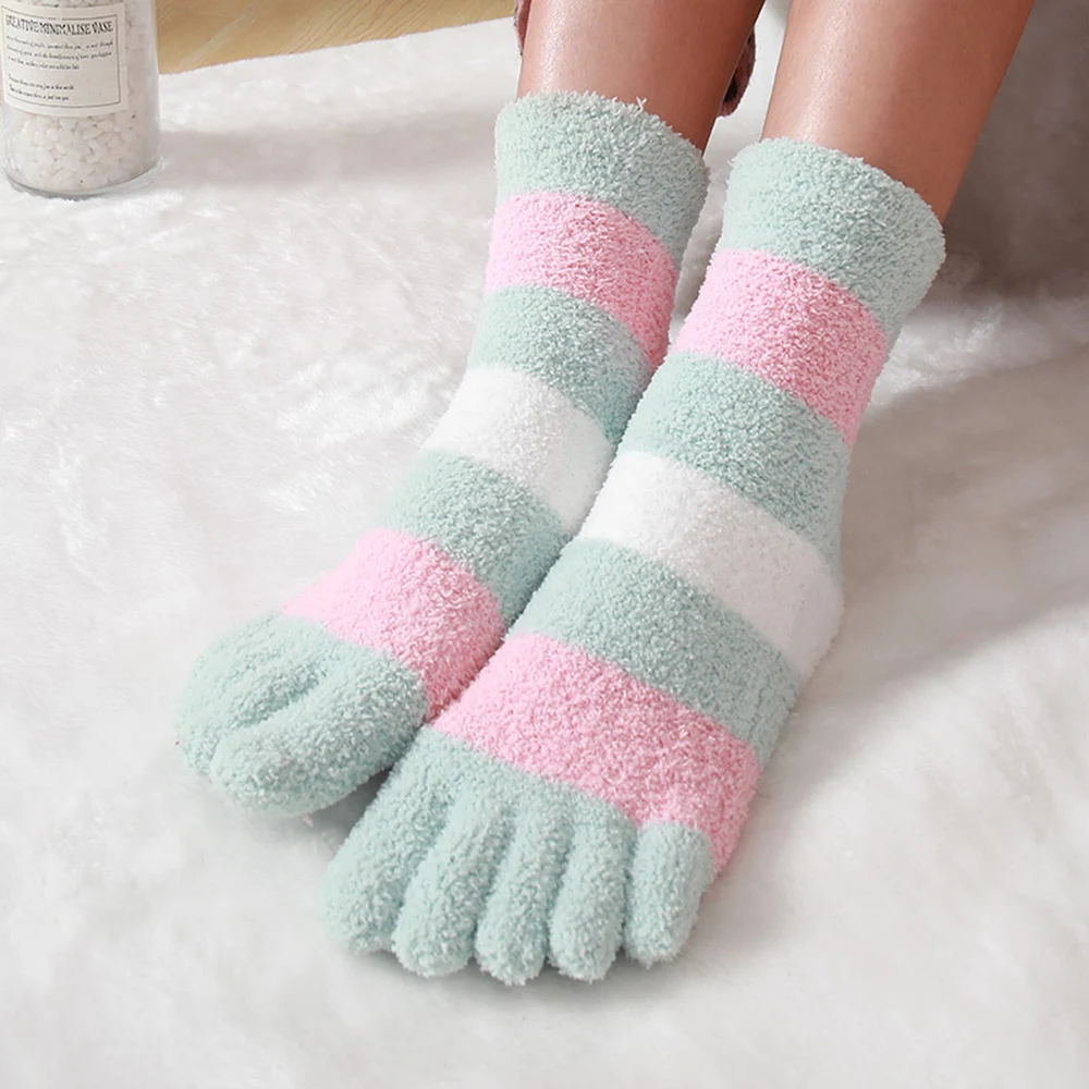 Women\'s Thick Five Finger Socks Winter Warm Coral Fleece Fluffy Toe Socks Striped Soft Cozy Hosiery Girls Female Floor Slippers