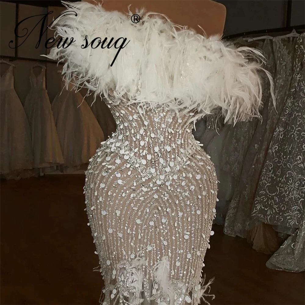 

Middle East Luxury Feather Strapless Cocktail Dresses Sequins Short Prom Dress Women Party Robes De Cocktail Beading Vestidos