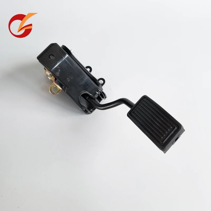 use for toyota hiace 1992-2004 model accelerator pedal driver in the left side type 78202-95J02