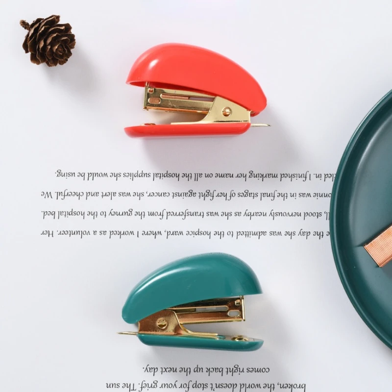 Christmas Mini Stapler Stapler Creative Stapler Combination Set Cute Learning Office Supplies korean stationery mini binder