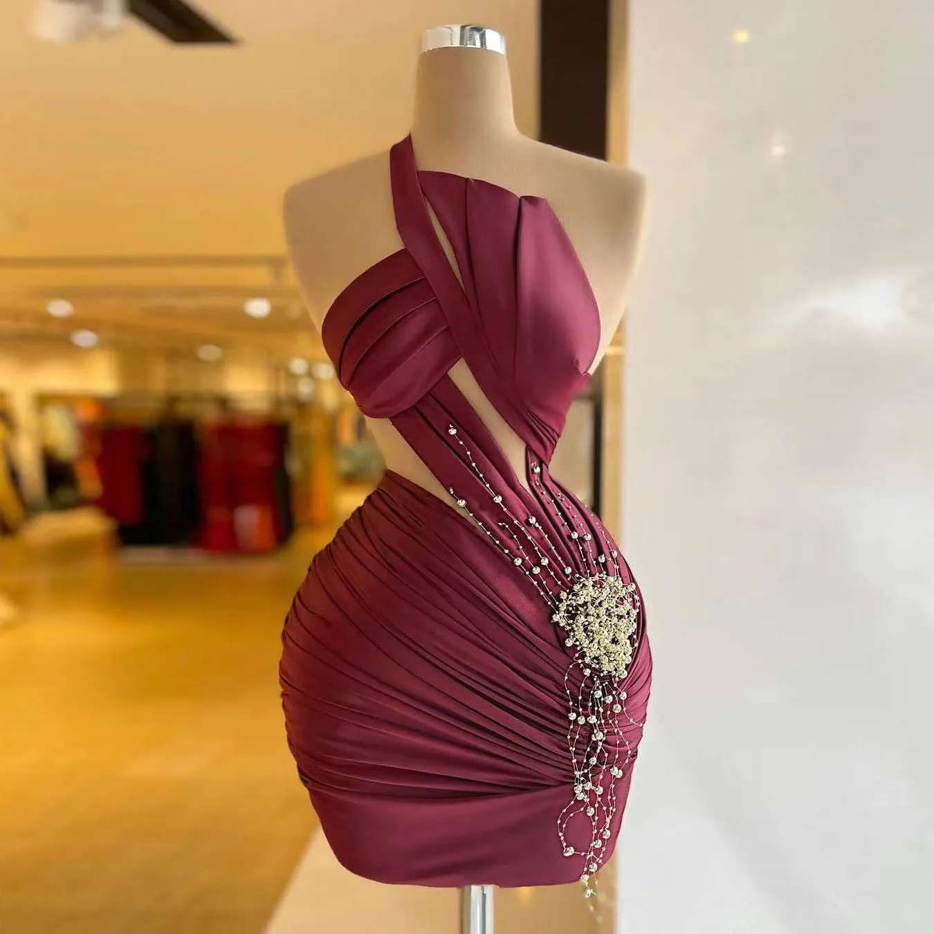 Mini jupe plissée à paillettes perlées pour femmes, robes de cocktail sexy, robe de soirée personnalisée, une initiée, robe de Rhserrée, nouveau