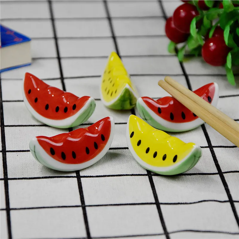 Creative ceramic chopsticks chopsticks frame Japanese chopsticks pillow watermelon bijia handicraft furnishing articles