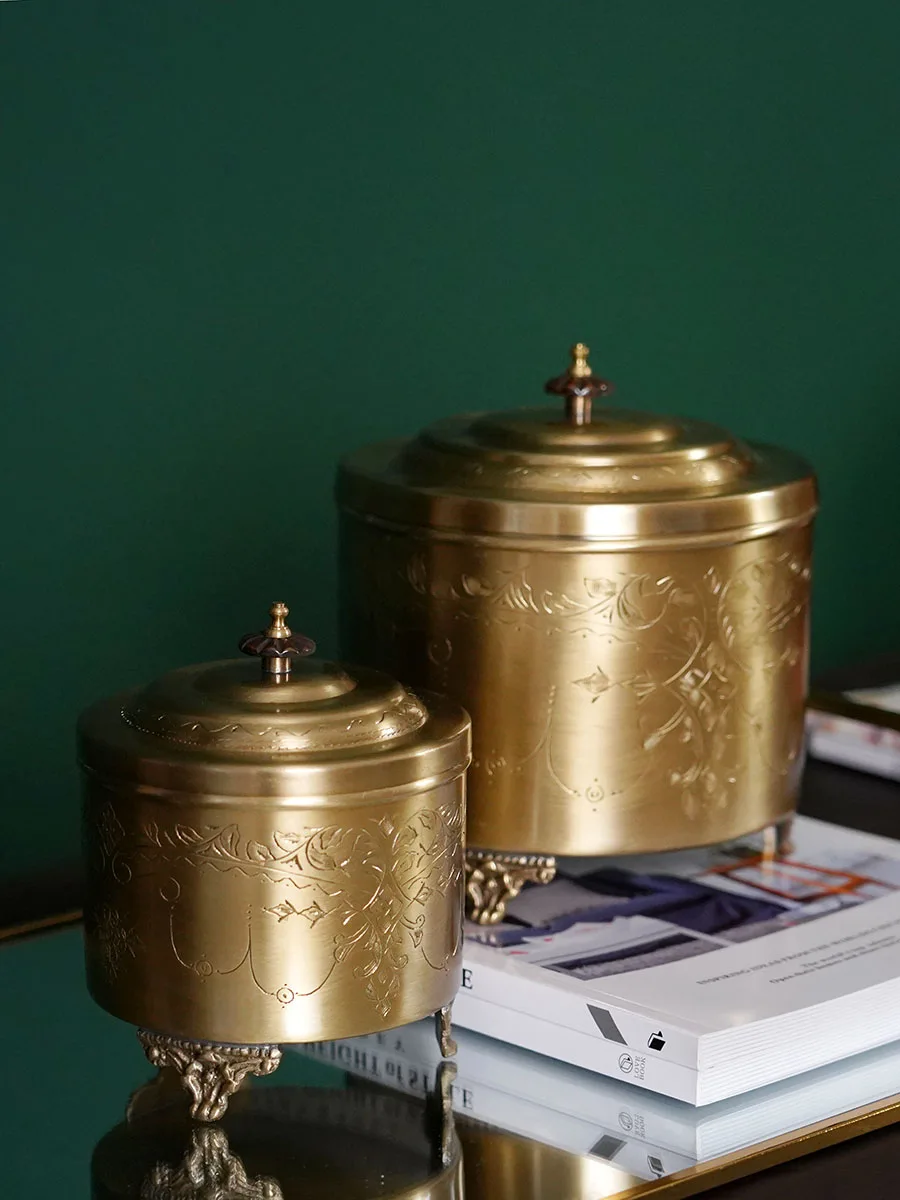 

Hand-carved storage jar Candy box Luxury home furnishings European retro Imported from India Brass Pair size Home Decoration