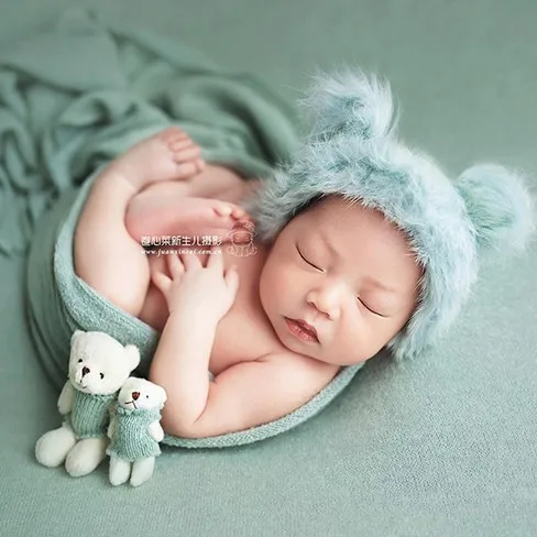 Baby Photography Props  Newborn Photography Hat Bear Doll  Newborn Hat Photography Accessories (1pc Baby Hat and 1pc Bear Doll)