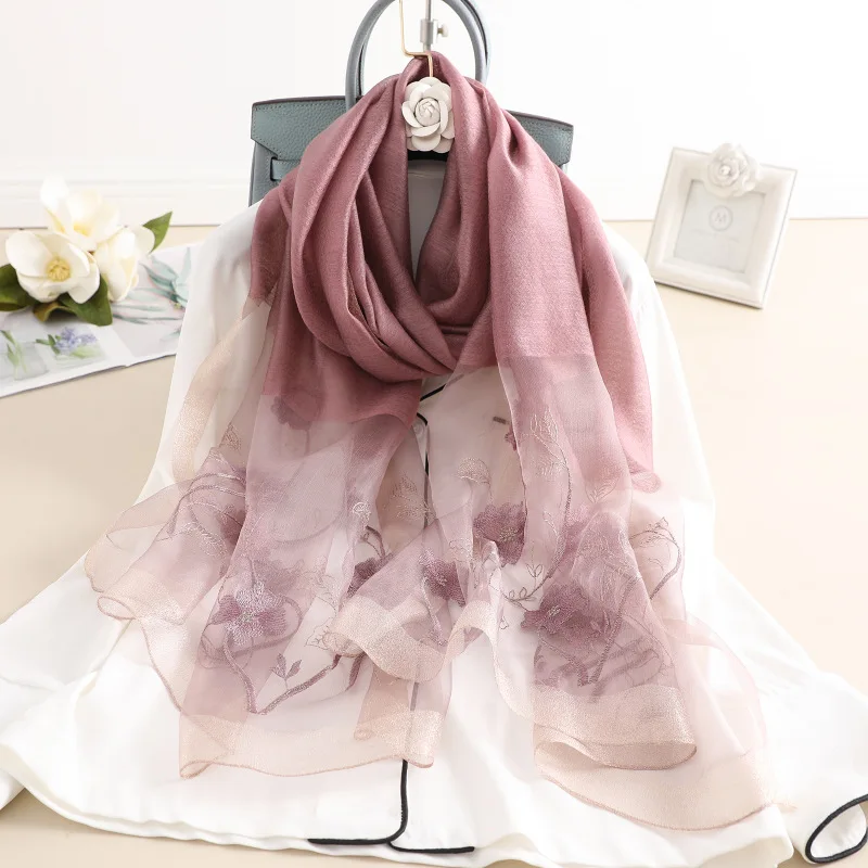 

Brand 2024 New Winter Hijab Silk Wool Embroidery Scarves Women Travel Beach Poncho Shawl Scarf Bandana Foulard Femme Pashmina