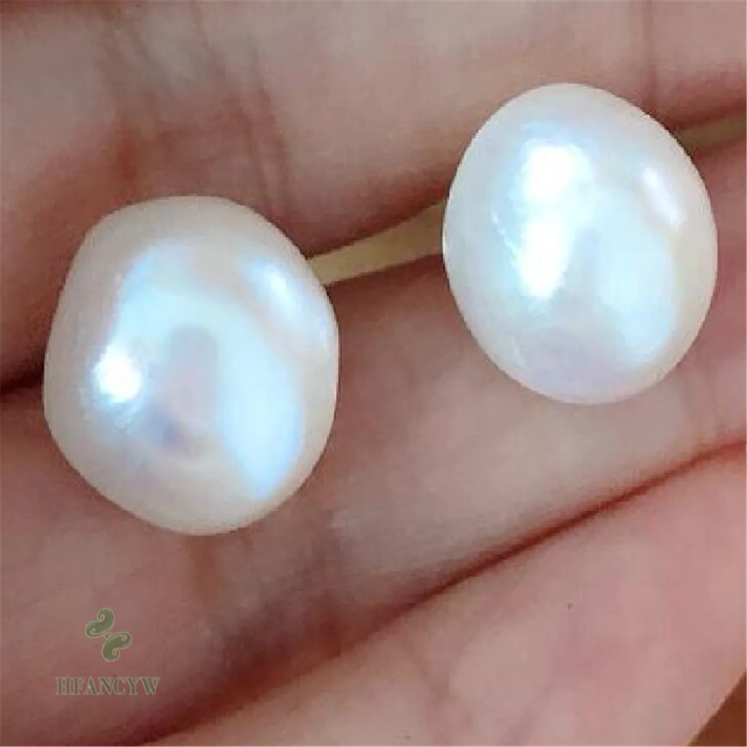 

Fashionable white pearl 18k gold earrings Mesmerizing Noble Classic Accessories Gorgeous Chain Bead Personality